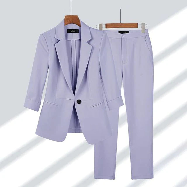 Ensemble blazer et pantalon chic pour femmes