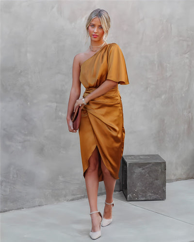 Robe de soirée flatteuse pour les femmes | Midi