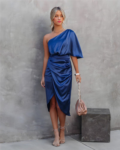 Robe de soirée flatteuse pour les femmes | Midi