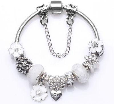 Bracelet à breloques élégant pour femmes | Timeless