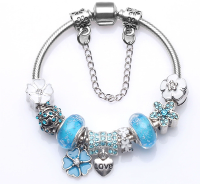 Bracelet à breloques élégant pour femmes | Timeless